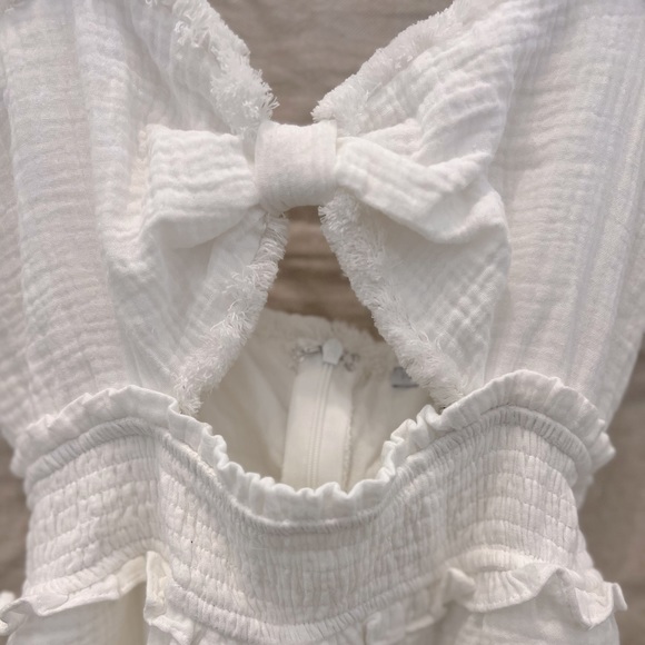 NWT Fashion Nova Romper. - Picture 6 of 6